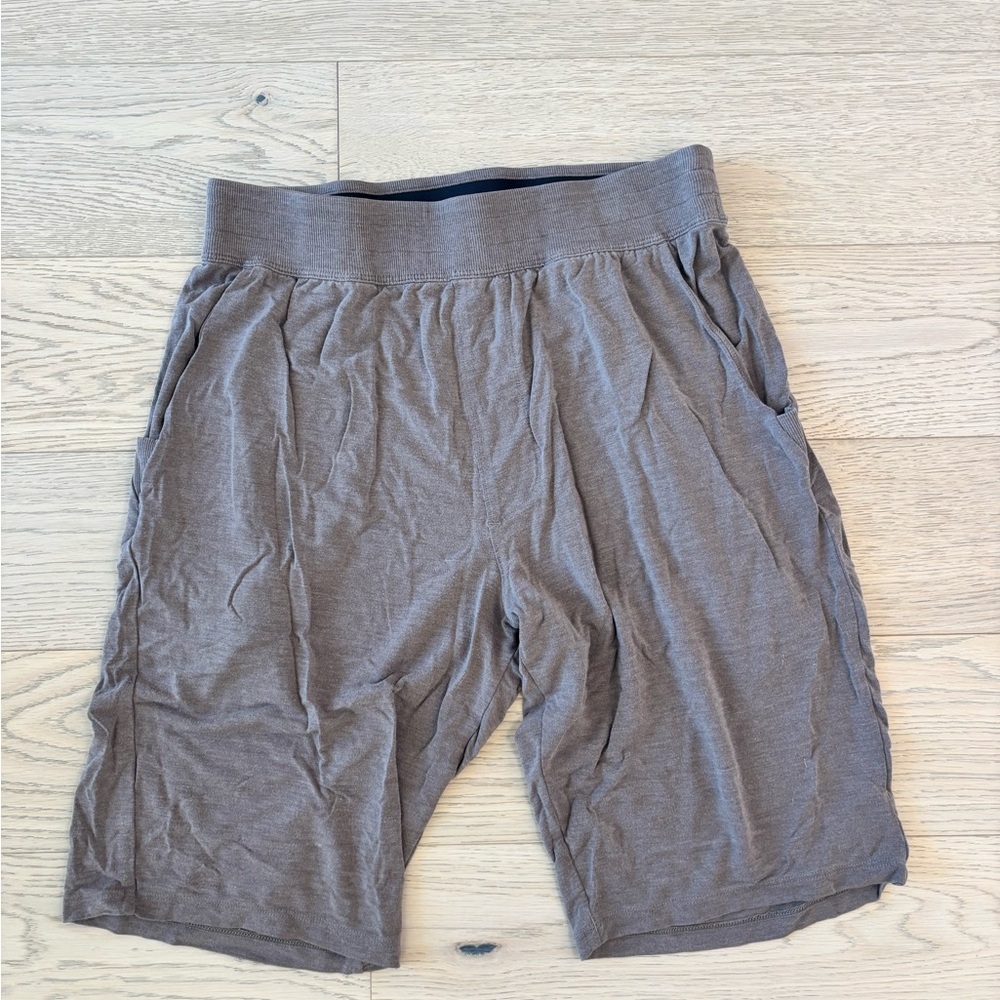 Tom Brady Under Armour Men's Athletic Gray Recover Shorts